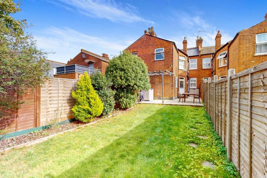 Spacious 2Bd Apartment Cricklewood Londres Exterior foto