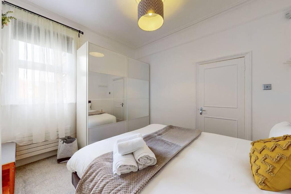 Spacious 2Bd Apartment Cricklewood Londres Exterior foto