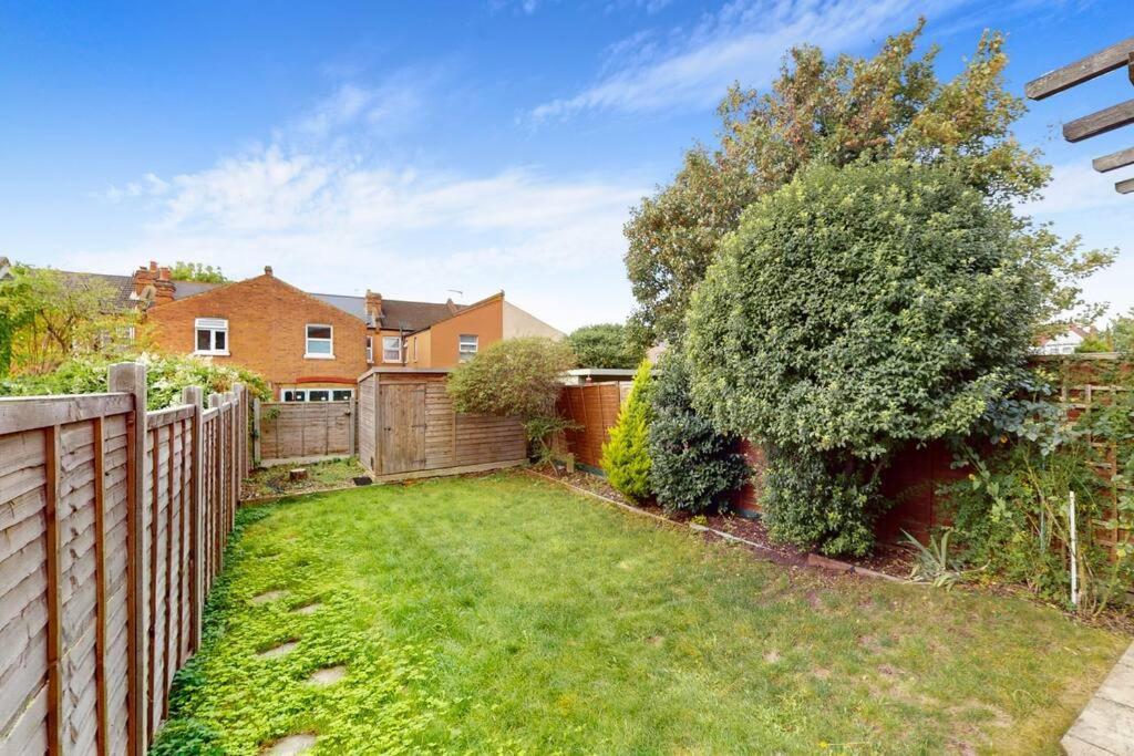 Spacious 2Bd Apartment Cricklewood Londres Exterior foto